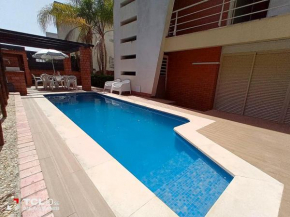 Sesimbra Charming Pool Duplex BBK & Garden